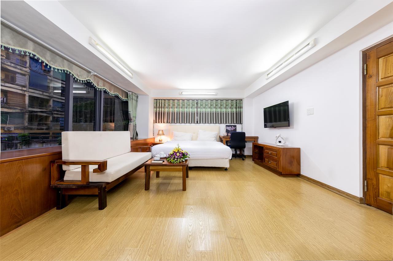 Granda Corner Apartment Hanoi Bagian luar foto
